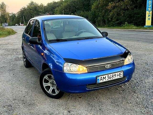 Синий ВАЗ Kalina, объемом двигателя 1.6 л и пробегом 230 тыс. км за 1999 $, фото 2 на Automoto.ua