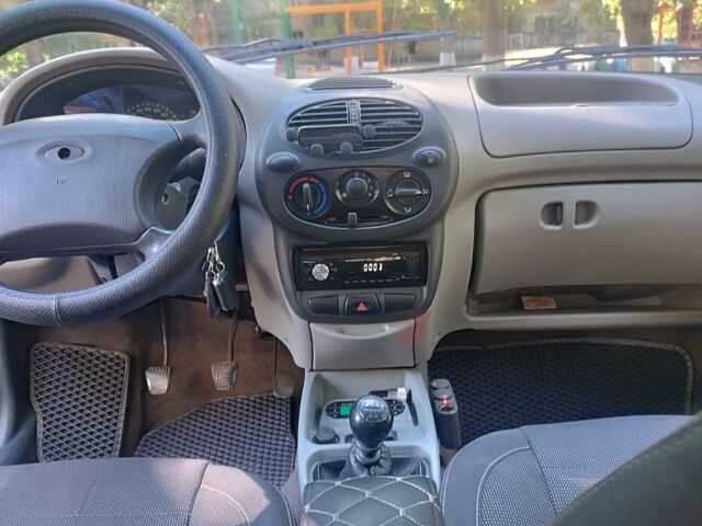 Синий ВАЗ Калина, объемом двигателя 1.6 л и пробегом 180 тыс. км за 1700 $, фото 9 на Automoto.ua