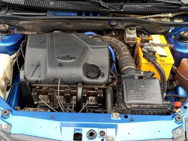 Синій ВАЗ Калина, об'ємом двигуна 1.6 л та пробігом 128 тис. км за 2500 $, фото 5 на Automoto.ua