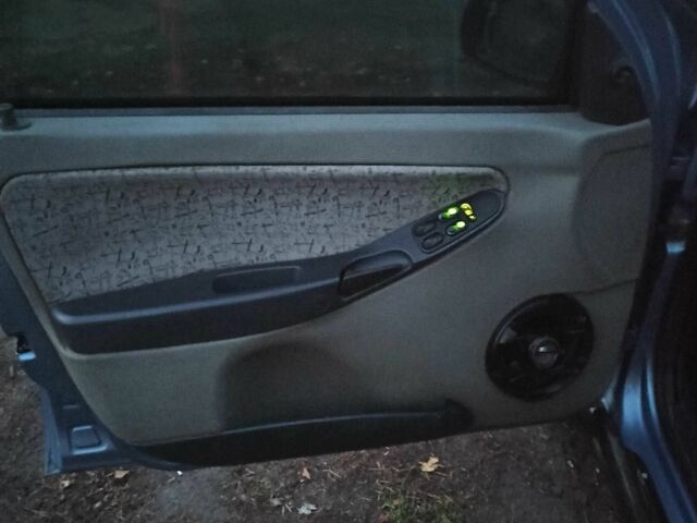 Синий ВАЗ Калина, объемом двигателя 1.6 л и пробегом 1000 тыс. км за 1000 $, фото 15 на Automoto.ua