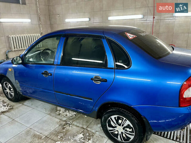 Синій ВАЗ Калина, об'ємом двигуна 1.6 л та пробігом 183 тис. км за 1699 $, фото 2 на Automoto.ua