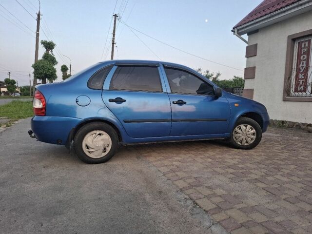 Синий ВАЗ Калина, объемом двигателя 1.6 л и пробегом 113 тыс. км за 2400 $, фото 1 на Automoto.ua