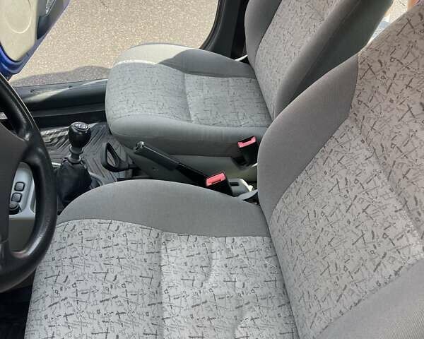 Синий ВАЗ Калина, объемом двигателя 1.6 л и пробегом 138 тыс. км за 2000 $, фото 12 на Automoto.ua