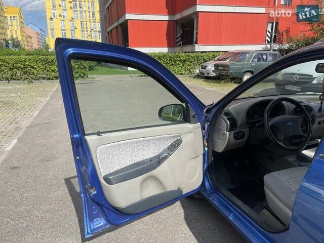 Синий ВАЗ Калина, объемом двигателя 1.6 л и пробегом 138 тыс. км за 2000 $, фото 14 на Automoto.ua