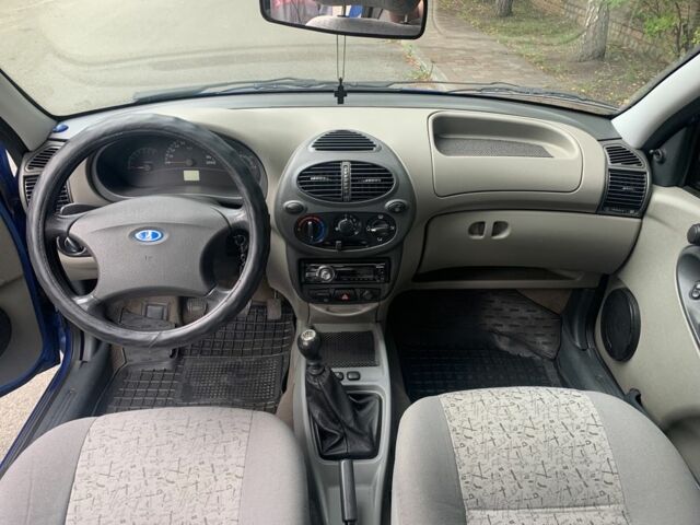 Синий ВАЗ Калина, объемом двигателя 1.6 л и пробегом 149 тыс. км за 1850 $, фото 9 на Automoto.ua