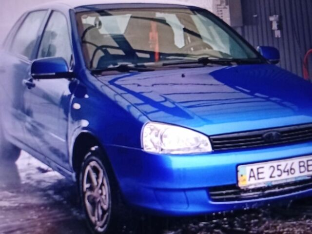 Синий ВАЗ Калина, объемом двигателя 1.6 л и пробегом 94 тыс. км за 2000 $, фото 1 на Automoto.ua