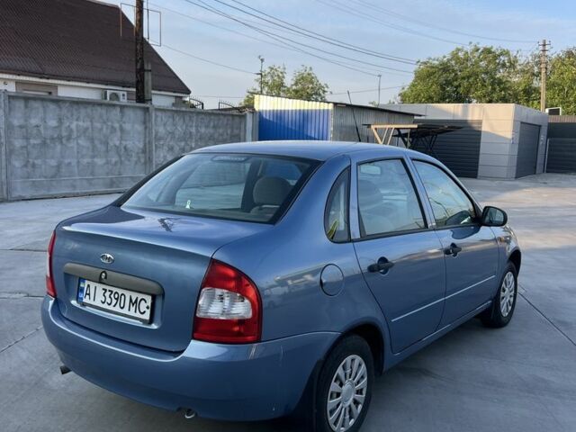 Синий ВАЗ Калина, объемом двигателя 1.6 л и пробегом 145 тыс. км за 2300 $, фото 5 на Automoto.ua