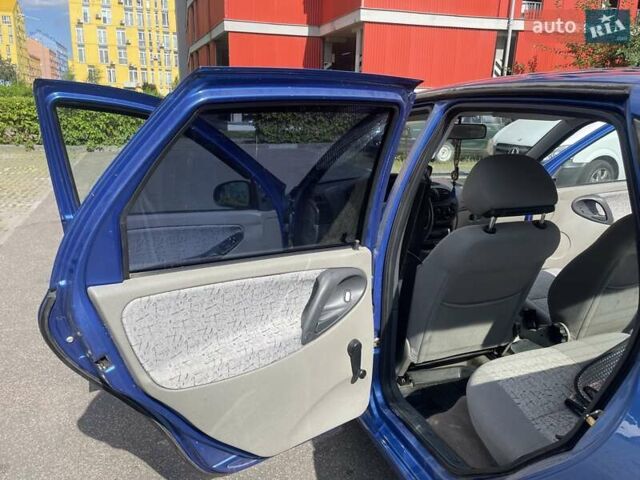 Синий ВАЗ Калина, объемом двигателя 1.6 л и пробегом 138 тыс. км за 2000 $, фото 15 на Automoto.ua