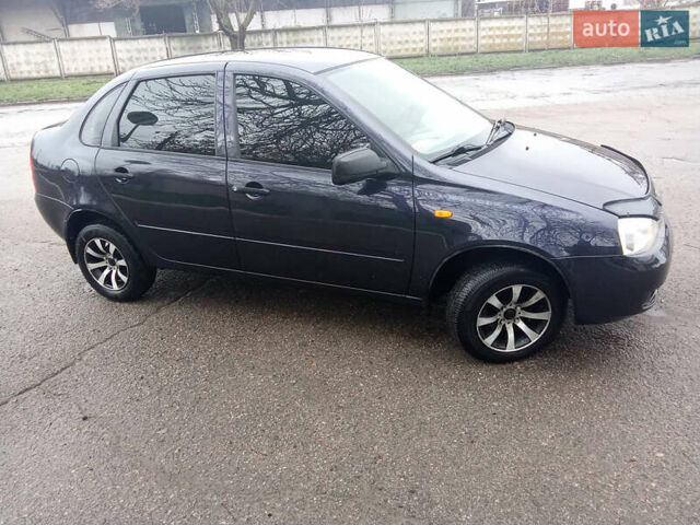 Синий ВАЗ Калина, объемом двигателя 1.6 л и пробегом 180 тыс. км за 2900 $, фото 1 на Automoto.ua