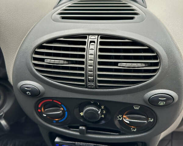 Синий ВАЗ Калина, объемом двигателя 1.6 л и пробегом 180 тыс. км за 1950 $, фото 13 на Automoto.ua