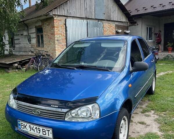 Синий ВАЗ Калина, объемом двигателя 1.6 л и пробегом 121 тыс. км за 2100 $, фото 7 на Automoto.ua