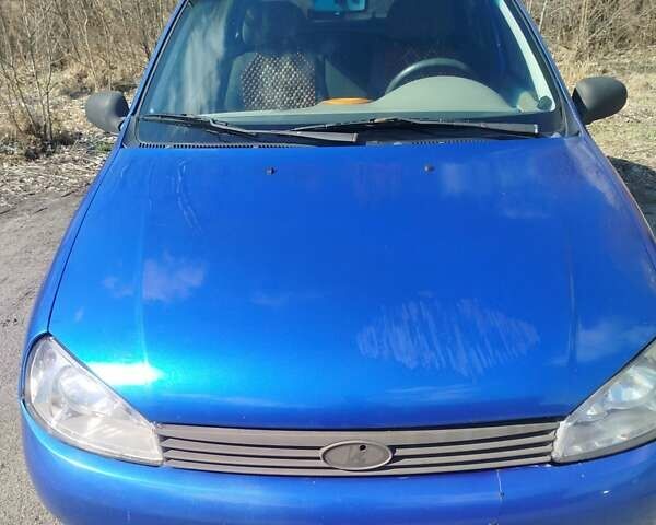 Синий ВАЗ Калина, объемом двигателя 1.6 л и пробегом 176 тыс. км за 2000 $, фото 2 на Automoto.ua