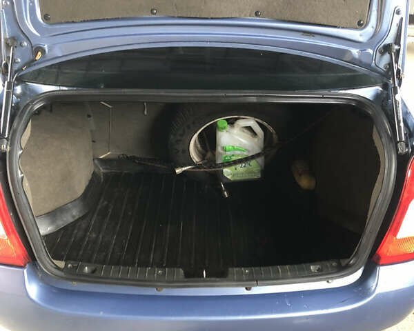 Синий ВАЗ Калина, объемом двигателя 1.6 л и пробегом 385 тыс. км за 1900 $, фото 4 на Automoto.ua