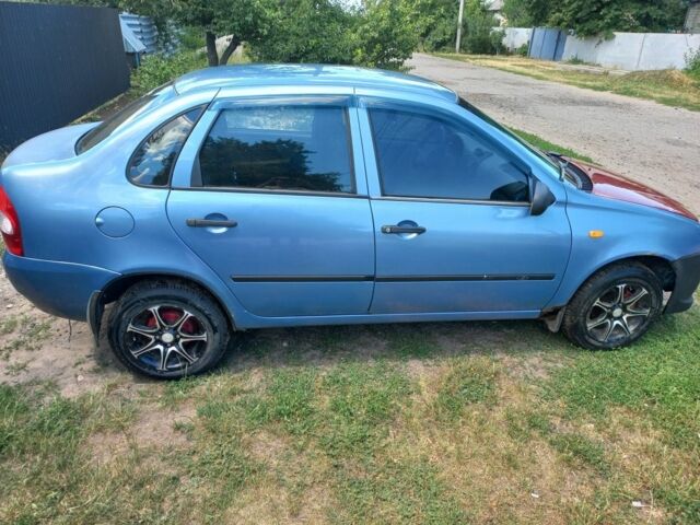 Синий ВАЗ Калина, объемом двигателя 1.6 л и пробегом 145 тыс. км за 1500 $, фото 9 на Automoto.ua