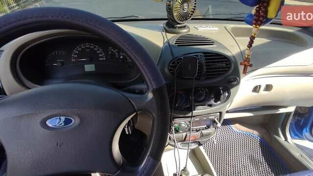Синий ВАЗ Калина, объемом двигателя 1.6 л и пробегом 170 тыс. км за 3300 $, фото 7 на Automoto.ua