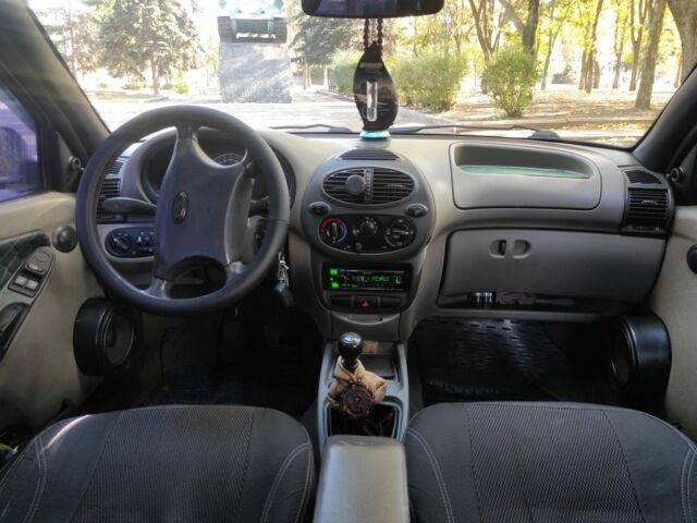 Синий ВАЗ Калина, объемом двигателя 1.6 л и пробегом 240 тыс. км за 2000 $, фото 9 на Automoto.ua