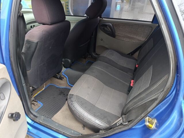 Синий ВАЗ Калина, объемом двигателя 1.6 л и пробегом 130 тыс. км за 2011 $, фото 7 на Automoto.ua