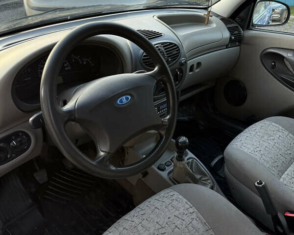 Синий ВАЗ Калина, объемом двигателя 1.6 л и пробегом 167 тыс. км за 1850 $, фото 16 на Automoto.ua