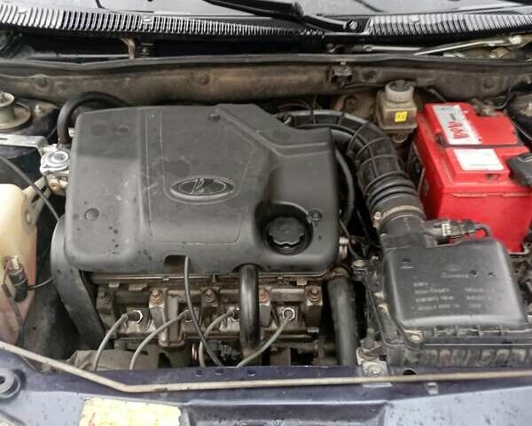 Синий ВАЗ Калина, объемом двигателя 1.6 л и пробегом 140 тыс. км за 1400 $, фото 2 на Automoto.ua