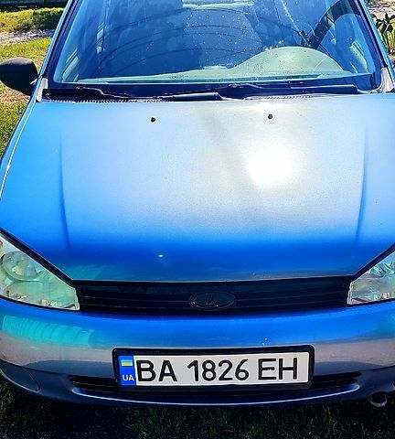 Синий ВАЗ Kalina, объемом двигателя 1.6 л и пробегом 162 тыс. км за 2100 $, фото 5 на Automoto.ua