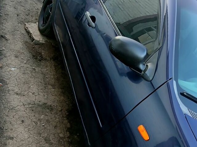 Синій ВАЗ Kalina, об'ємом двигуна 1.6 л та пробігом 175 тис. км за 1800 $, фото 2 на Automoto.ua