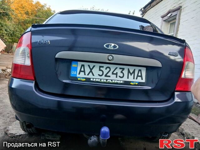 Синій ВАЗ Kalina, об'ємом двигуна 1.6 л та пробігом 175 тис. км за 1800 $, фото 3 на Automoto.ua