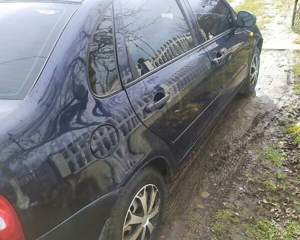 Синий ВАЗ Калина, объемом двигателя 1.6 л и пробегом 170 тыс. км за 2400 $, фото 4 на Automoto.ua