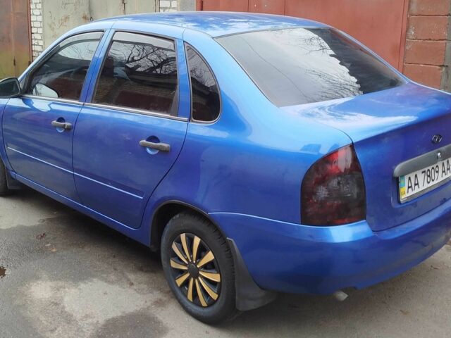 Синій ВАЗ Калина, об'ємом двигуна 1.6 л та пробігом 261 тис. км за 1600 $, фото 3 на Automoto.ua