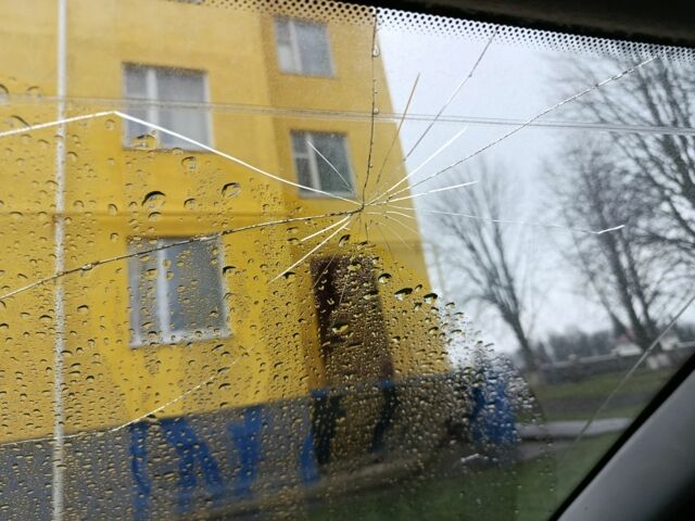 Синий ВАЗ Калина, объемом двигателя 1 л и пробегом 240 тыс. км за 1000 $, фото 7 на Automoto.ua