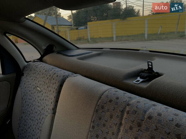 Синий ВАЗ Калина, объемом двигателя 1.6 л и пробегом 127 тыс. км за 2450 $, фото 19 на Automoto.ua