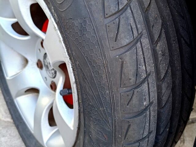 Синій ВАЗ Kalina, об'ємом двигуна 1.6 л та пробігом 200 тис. км за 1750 $, фото 8 на Automoto.ua