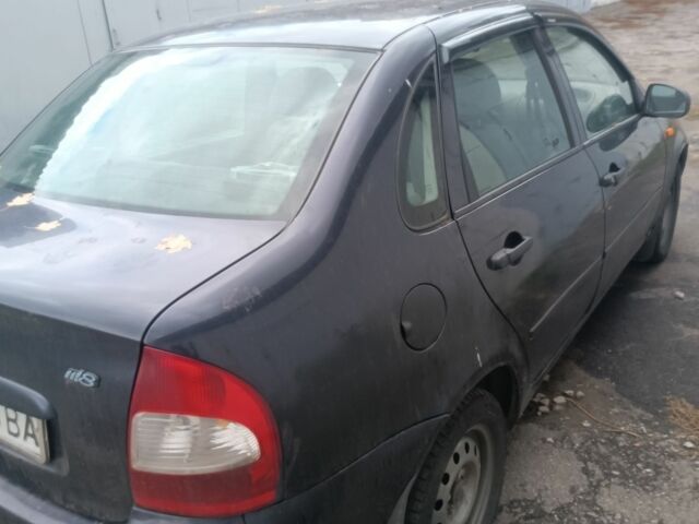 Синий ВАЗ Калина, объемом двигателя 1.6 л и пробегом 200 тыс. км за 1300 $, фото 5 на Automoto.ua