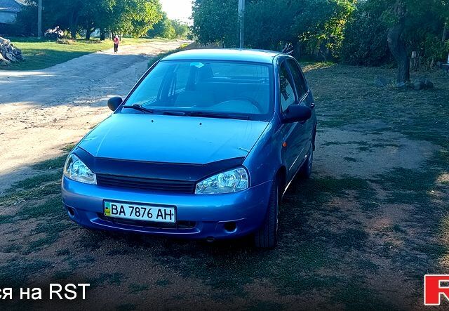 Синій ВАЗ Kalina, об'ємом двигуна 1.6 л та пробігом 200 тис. км за 1800 $, фото 2 на Automoto.ua