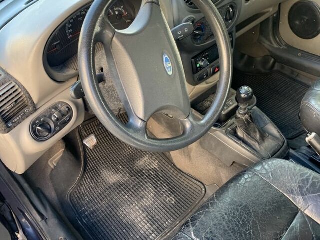 Синий ВАЗ Калина, объемом двигателя 1.6 л и пробегом 267 тыс. км за 1500 $, фото 6 на Automoto.ua