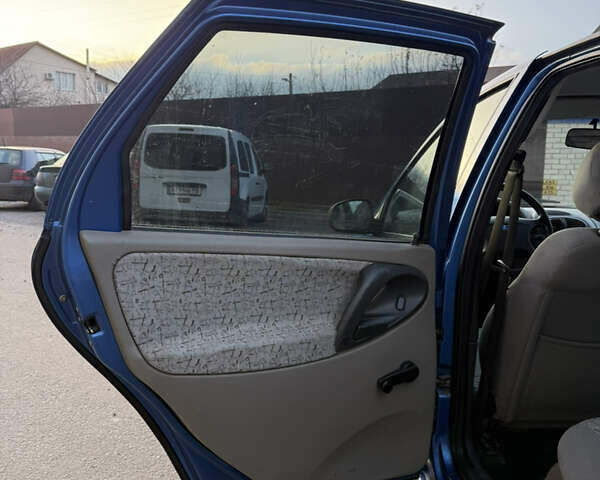 Синий ВАЗ Калина, объемом двигателя 1.6 л и пробегом 167 тыс. км за 1850 $, фото 31 на Automoto.ua