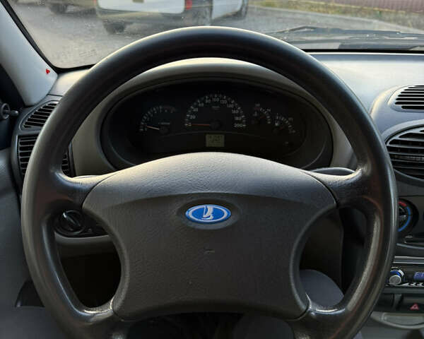 Синий ВАЗ Калина, объемом двигателя 1.6 л и пробегом 167 тыс. км за 1850 $, фото 24 на Automoto.ua