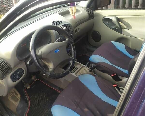 Синий ВАЗ Калина, объемом двигателя 1.6 л и пробегом 170 тыс. км за 2400 $, фото 5 на Automoto.ua