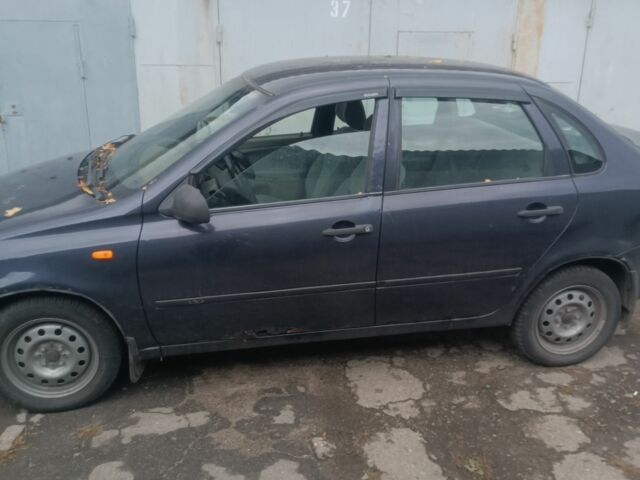 Синий ВАЗ Калина, объемом двигателя 1.6 л и пробегом 200 тыс. км за 1300 $, фото 2 на Automoto.ua