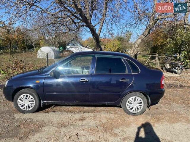 Синий ВАЗ Калина, объемом двигателя 1.6 л и пробегом 208 тыс. км за 1800 $, фото 3 на Automoto.ua