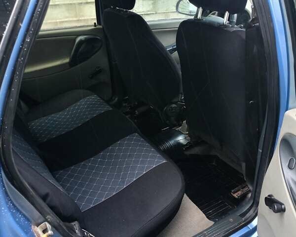 Синій ВАЗ Калина, об'ємом двигуна 1.6 л та пробігом 301 тис. км за 2300 $, фото 1 на Automoto.ua