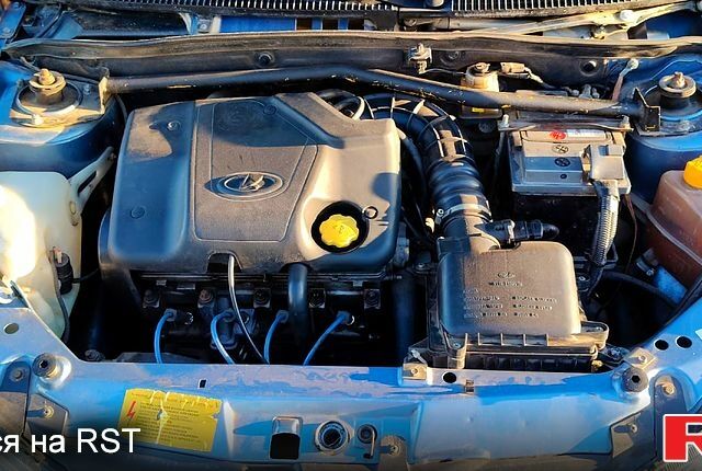 Синий ВАЗ Kalina, объемом двигателя 1.6 л и пробегом 136 тыс. км за 2300 $, фото 6 на Automoto.ua