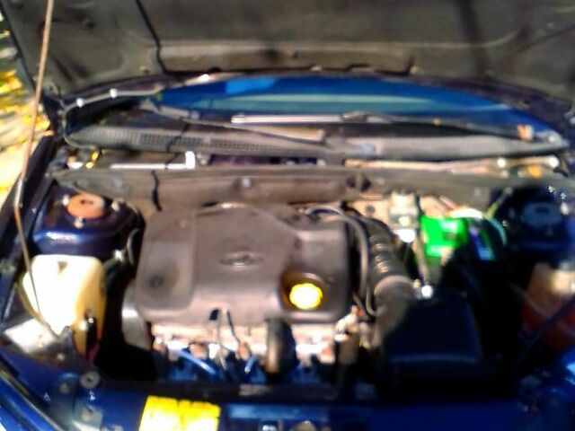 Синій ВАЗ Kalina, об'ємом двигуна 1.6 л та пробігом 150 тис. км за 2100 $, фото 3 на Automoto.ua