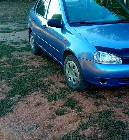 Синій ВАЗ Kalina, об'ємом двигуна 1.6 л та пробігом 200 тис. км за 1800 $, фото 3 на Automoto.ua