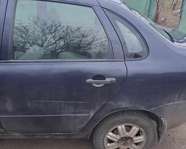 Синій ВАЗ Калина, об'ємом двигуна 1.6 л та пробігом 15 тис. км за 1600 $, фото 1 на Automoto.ua