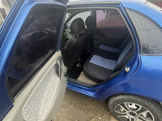 Синий ВАЗ Калина, объемом двигателя 1.6 л и пробегом 219 тыс. км за 2300 $, фото 7 на Automoto.ua