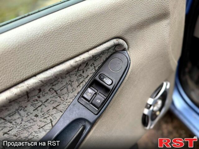 Синий ВАЗ Kalina, объемом двигателя 1.6 л и пробегом 0 тыс. км за 950 $, фото 6 на Automoto.ua