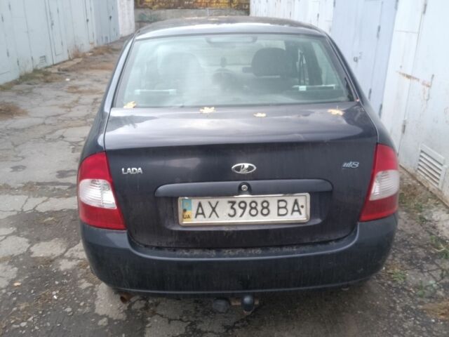 Синий ВАЗ Калина, объемом двигателя 1.6 л и пробегом 200 тыс. км за 1300 $, фото 4 на Automoto.ua