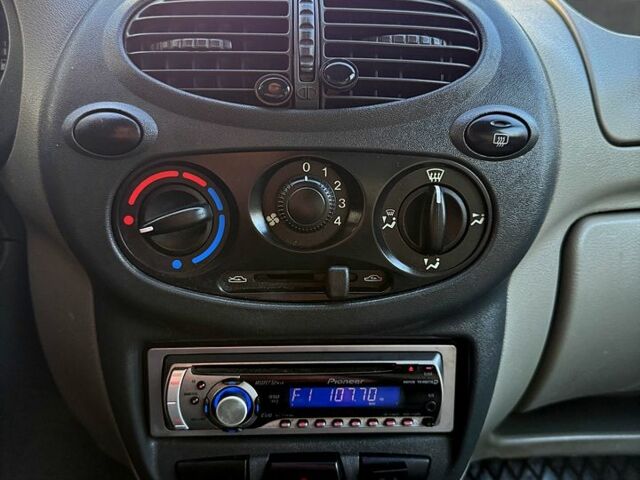 Синий ВАЗ Kalina, объемом двигателя 1.6 л и пробегом 167 тыс. км за 1850 $, фото 10 на Automoto.ua