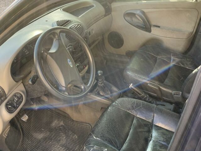 Синий ВАЗ Калина, объемом двигателя 1.6 л и пробегом 267 тыс. км за 1500 $, фото 2 на Automoto.ua