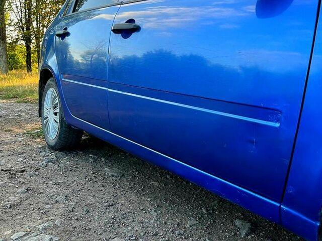 Синий ВАЗ Kalina, объемом двигателя 1.6 л и пробегом 300 тыс. км за 2350 $, фото 3 на Automoto.ua